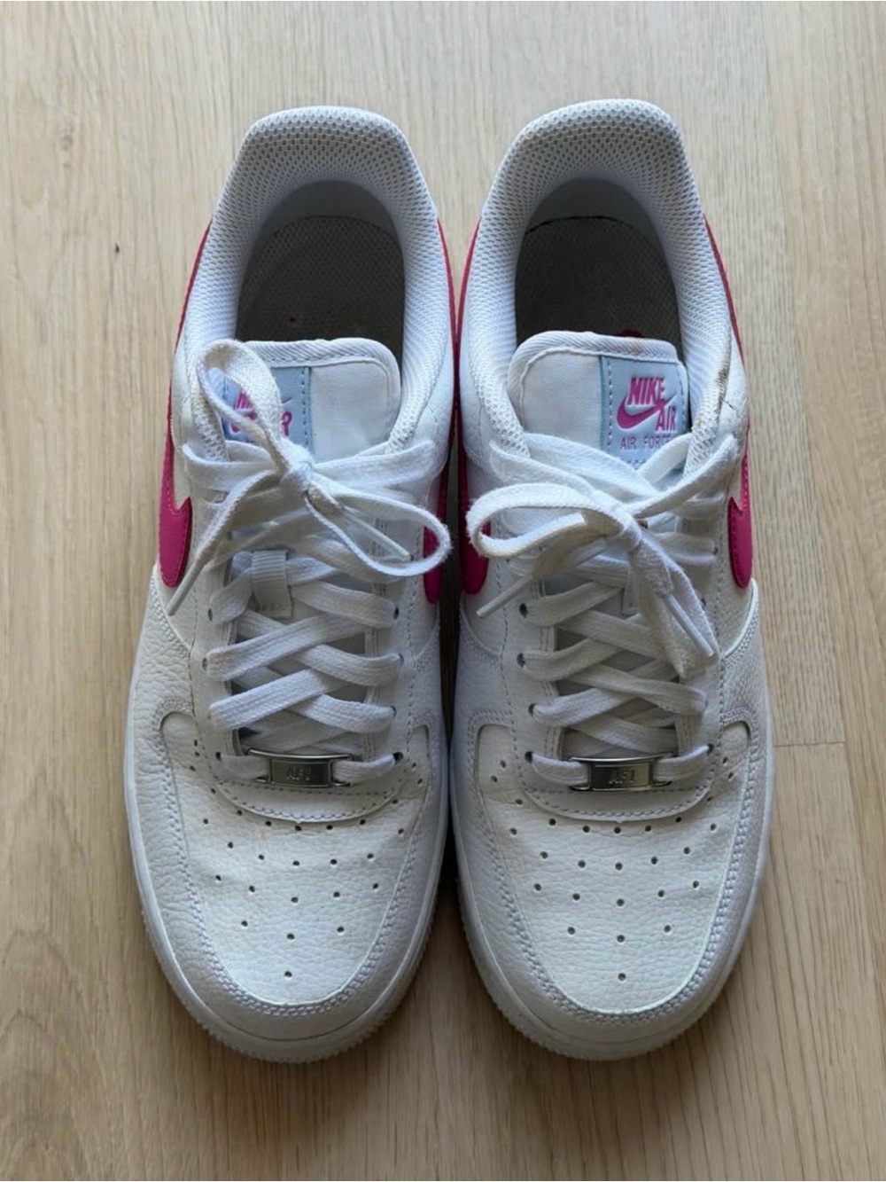 Nike AF1 White Sneakers with Pink Logo Detail - Picture 6 of 6